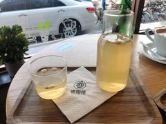 -ZING COFFEE 镜咖啡