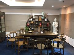 -奔驰上海利星(七宝店)