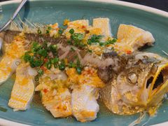 秘制头抽焗黄花鱼-常来小聚·广州非遗传承餐厅(高德置地店)