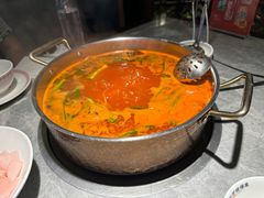 -野山舂·贵州现舂酸汤牛肉(民生路店)