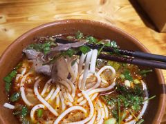 -遵义虾子卢四羊肉粉(大沽路店)