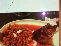 功夫松鼠桂鱼-小厨娘淮扬菜(六合欢乐港店)