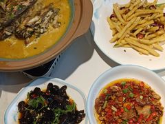 -饭橘汉江码头·乡野土菜馆(静安路店)