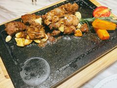 田园澳洲骰子牛肉-蜜桃花开·中西融合菜E&W(南长街店)