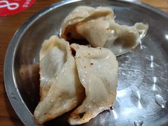 -黄阿姨锅贴大王(万航渡路店)