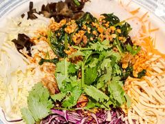 -喝丢一只鞋辣炒海鲜小烧烤(三八广场店)
