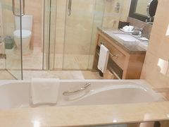 -海创大连科技交流中心(海事大学地铁站店)