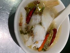 -姚姚酸菜鱼·金戈戈香港豉油鸡(喜荟城联名店)