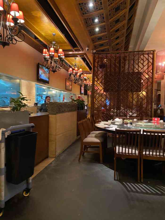 银杏金阁(锦里店)-"银杏算是成都比较高档的老牌川菜馆,几年前.