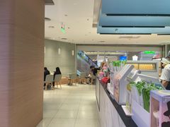 -奈雪的茶(亨特国际广场店)