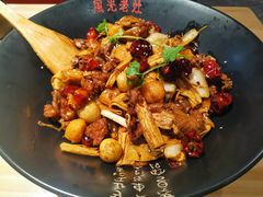 一点点辣锅底-风光老灶麻辣香锅(大成路翠微百货店)