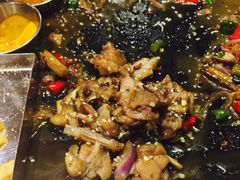 -肥肥虾庄·金牌油焖大虾(杨园滨江时代walk店)