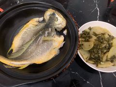 泉水黄鱼-蟹黄鱼面·锦园(定西路店)