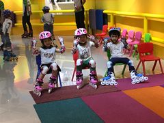 -阿布溜溜·轮滑(21世纪太阳城店)