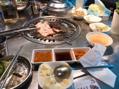 -韩聚屋韩国烤肉餐厅(新北万达店)
