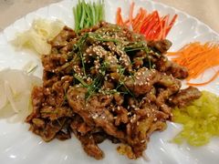 捞起牛肋条-祈胜邨•顺德鱼生•顺德菜(容桂店)