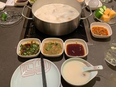 -捞王锅物料理(上海世茂广场店)