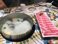 -莫小七火锅