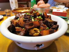 笋干烧肉-山水人家