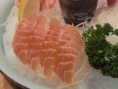 -青瓦餐厅·生鱼片·韩园烤肉(西塔店)