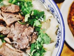 兰州清汤牛肉面-嘻小北·兰州清汤牛肉面(太平洋森活天地店)