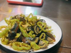 -德盛缘大块肉烧烤(东关路店)