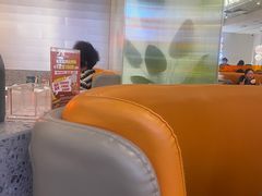 -黄记煌三汁焖锅(新佳丽江汉路店)