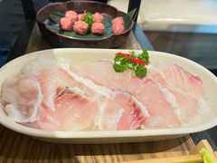 -尚尚仙·酸汤猪手·猪肚鸡火锅(华联万柳购物中心店)