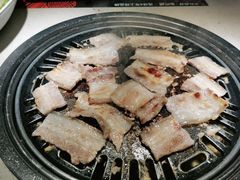 厚切猪五花肉-猫爪爪原切自助烤肉(观音桥阳光世纪店)