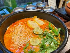 -银米·云南传统过桥米线(双廊黑金冠店)