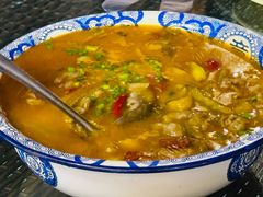 -去吃小龙虾·江湖菜·烧烤(南滨路店)