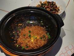 -阿瓦山寨·湘菜现炒·剁椒鱼头王(咸阳总店)