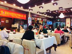 大堂-老浒记民俗酒楼(王府井店)