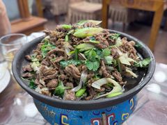 烤杜泊羊后腿-烤肉季饭庄