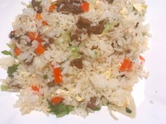 蔬菜牛肉炒饭-泰煌鸡·上海白斩鸡·鸡汤面(鹤庆店)