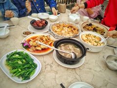 -鲤鱼塘农家山庄