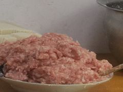 馄饨肉馅-胖子馄饨坊(天目大厦东南)