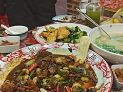 -闯关东东北农家菜(崂山石老人店)