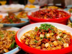 -有红鸡毛店·川菜(建设路店)