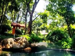 -七彩云南古滇温泉山庄