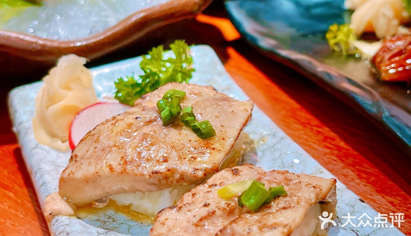 魔都打卡🆕新地标‼️伊秀惊世料理来周浦！还有1元抢寿司🍣