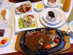 -爱丽丝牛排西餐厅(光谷步行街店)