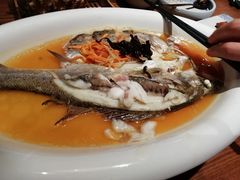 -云海肴·汽锅鸡·云南菜(天山百盛优客店)