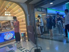 -全家便利店(杭州龙翔桥地铁站店)