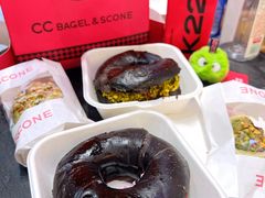 美式—黑巧莓果贝果-CC BAGEL&SCONE 贝果与司康(南开大悦城店)