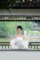 -雪中彩影婚纱摄影·微光艺术中心