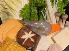 -呷哺呷哺 黄金牧场 (新中关购物中心店)