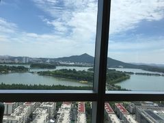 -湖景知味西餐厅•自助餐• 轻食(南京金茂威斯汀大酒店)