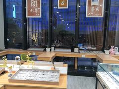 -无界眼镜MaxLess(滨江星光大道店)