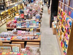 -半山书局(新世纪商城店)